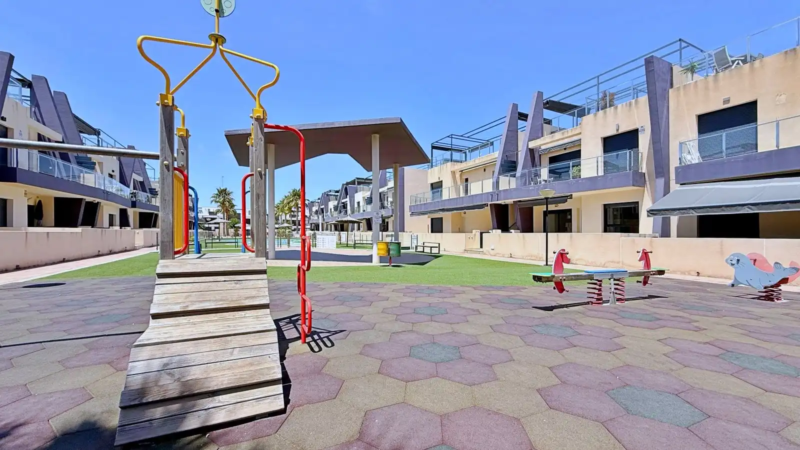 Terraza de Ático en venta en Pilar de la Horadada con Amueblado
