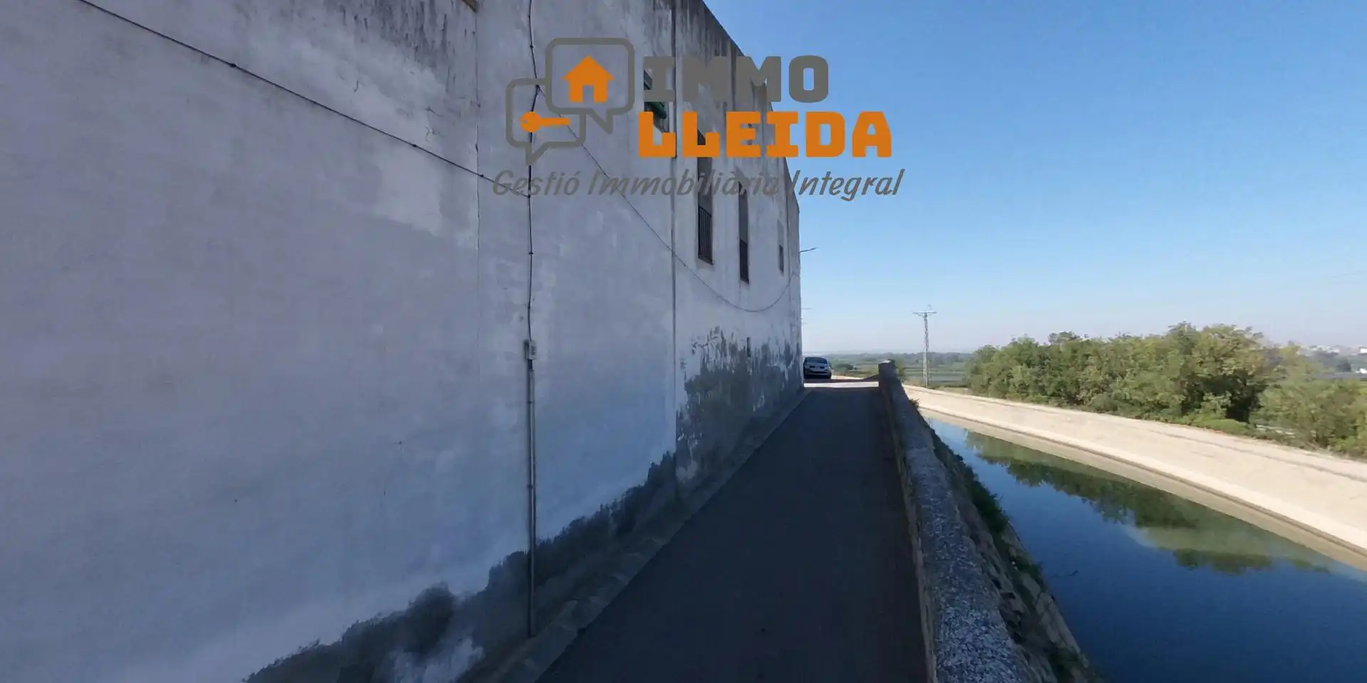 Vista exterior de Casa adosada en venda en Sudanell amb Calefacció, Terrassa i Traster