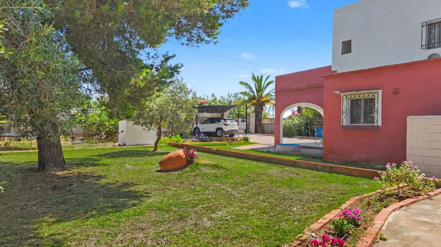 Chalet con jardín en venta en Devessa - Monte Pego