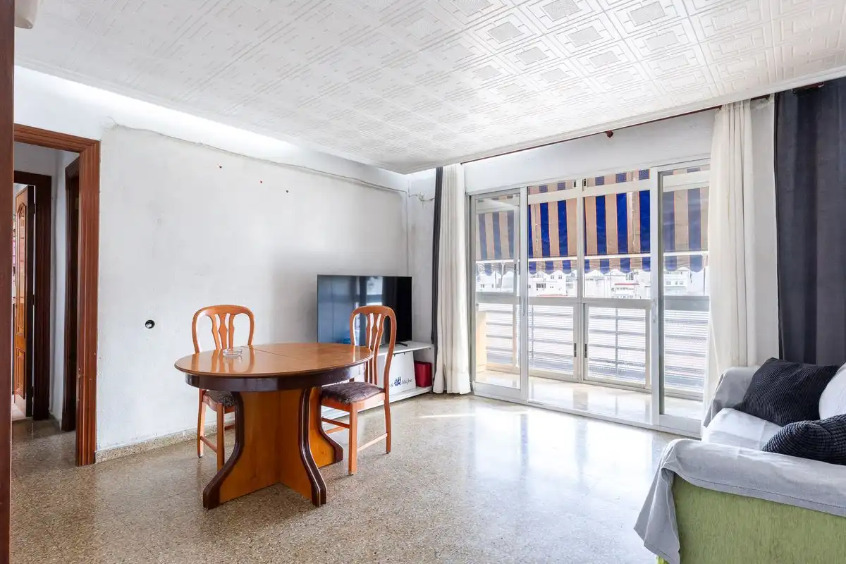 Comedor de Piso en venta en Valencia con Calefacción
