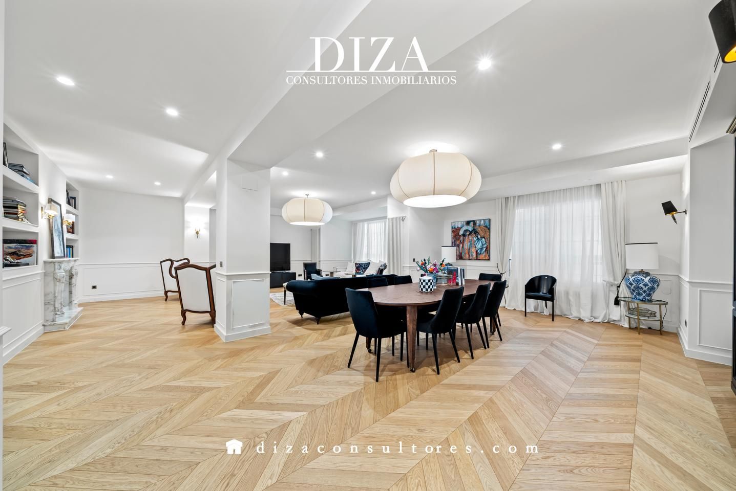 Dining room of Flat for sale in  Madrid Capital  with Air Conditioner, Heating and Storage room