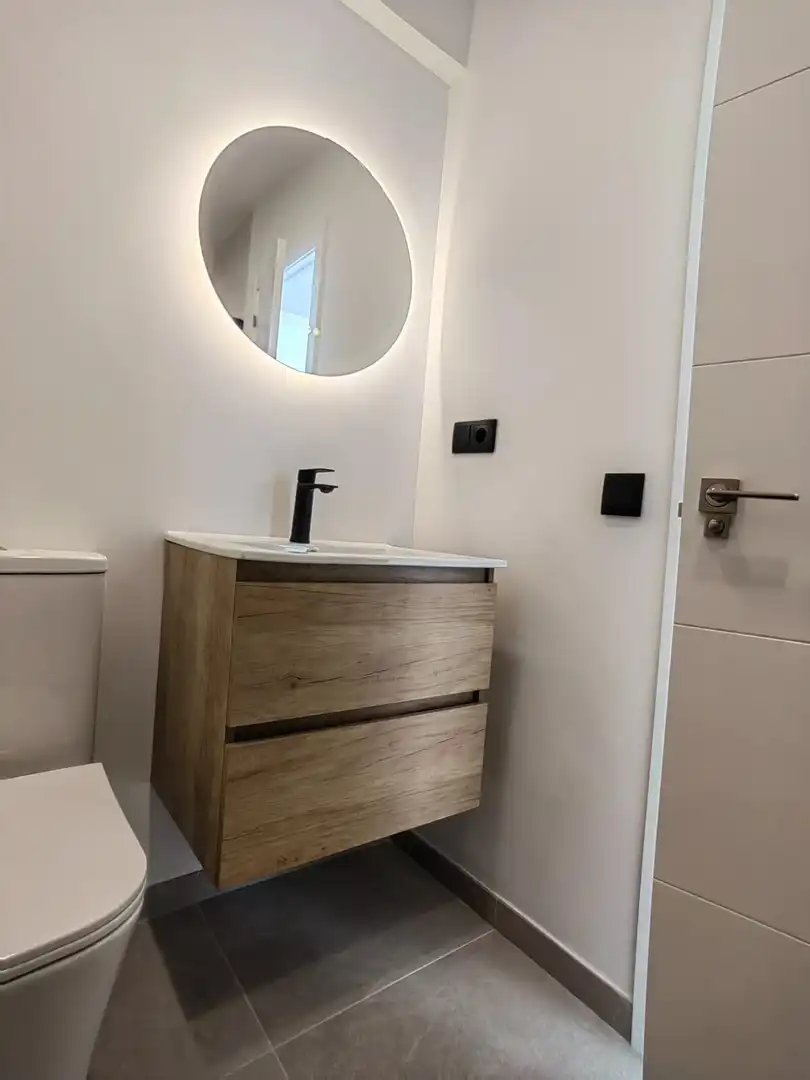 Baño de Piso en venta en Málaga con Aire acondicionado