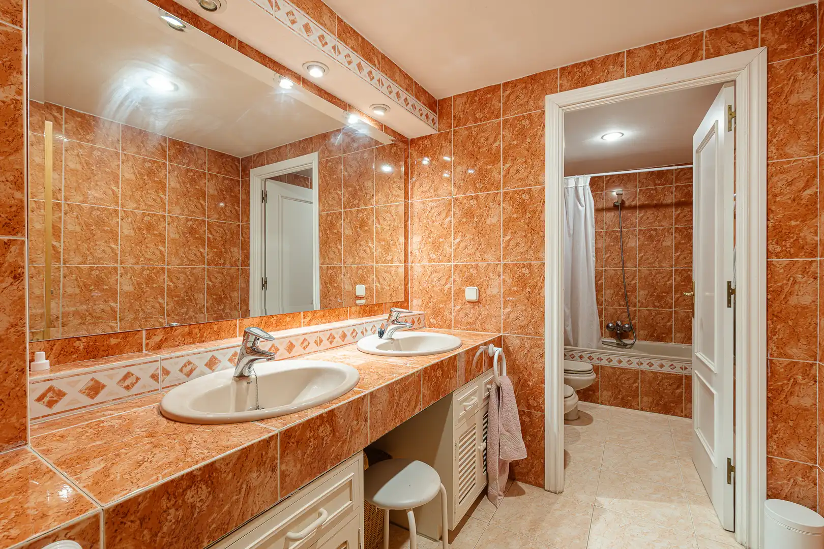 Bathroom of Houses for sale in San Lorenzo de El Escorial  with Heating, Private garden and Terrace
