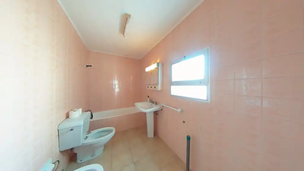 Bathroom of Houses for sale in Nerja
