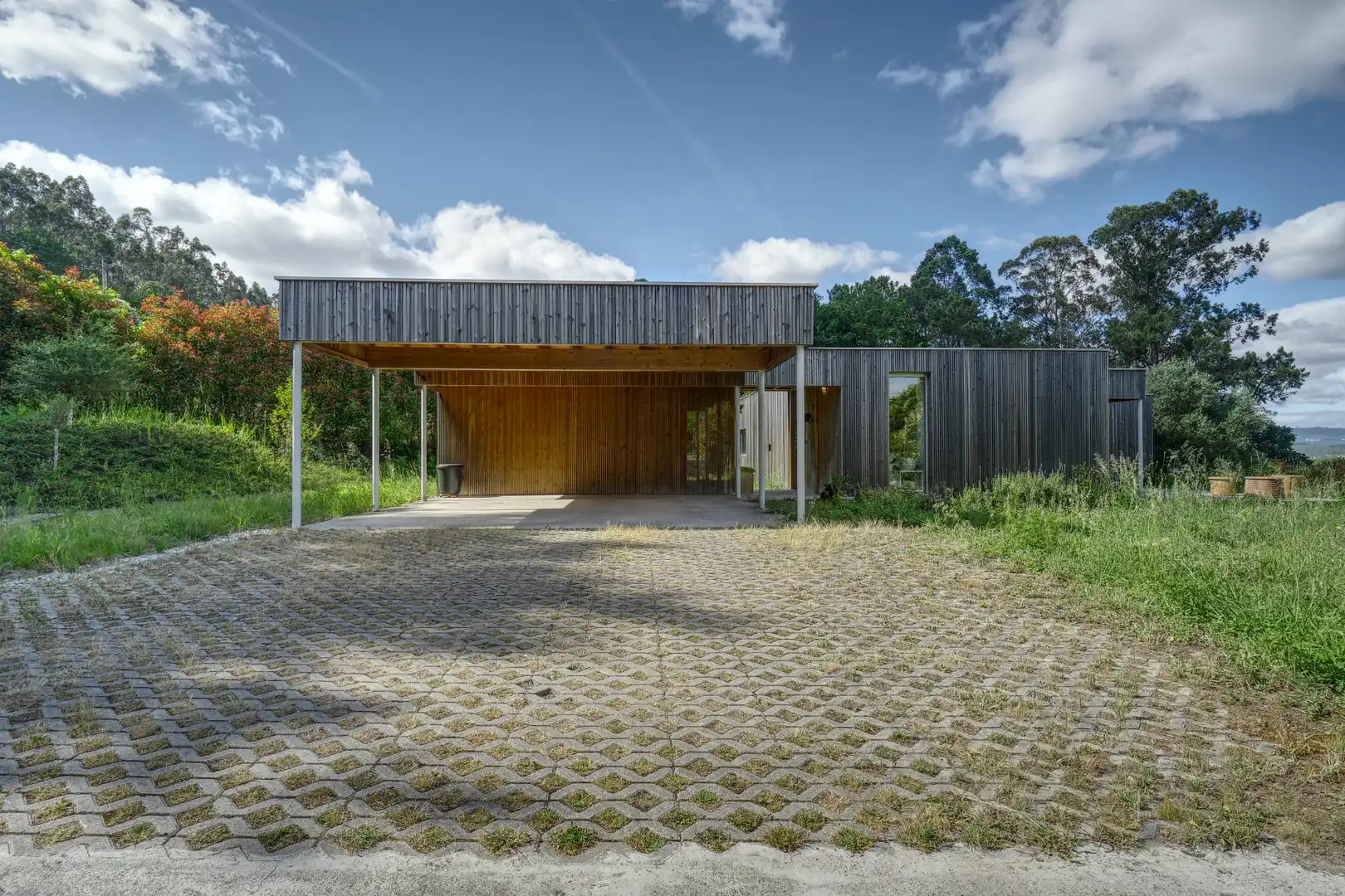 Vista exterior de Casa o xalet en venda en Brión amb Aire condicionat, Calefacció i Jardí privat