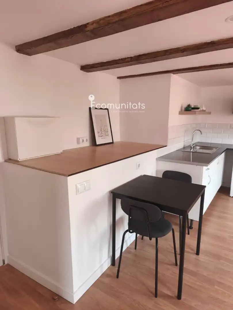 Cuina de Pis de lloguer en Tortosa amb Aire condicionat, Terrassa i Moblat