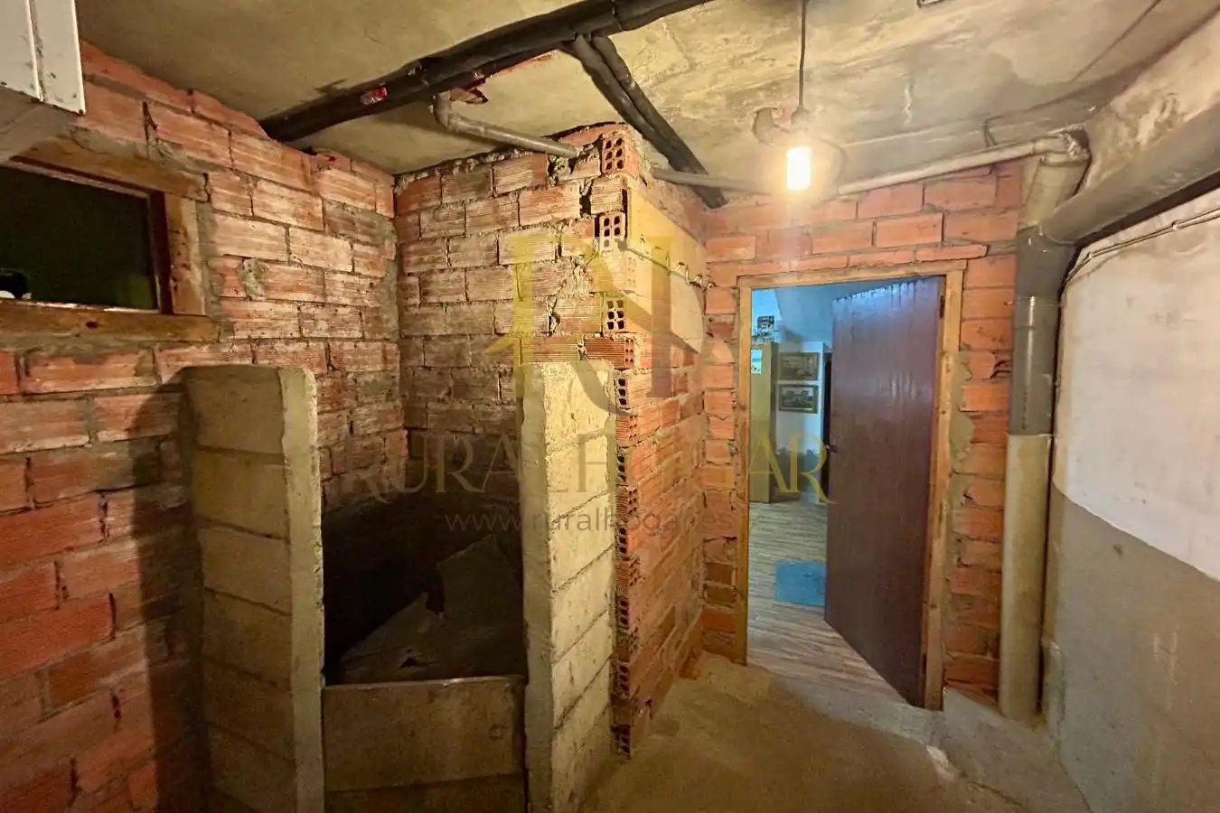Casa adosada en venta en Cabrillanes con Calefacción, Jardín privado y Amueblado