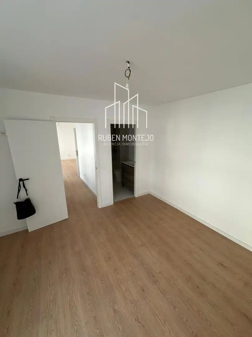 Bedroom of Apartments for rent in Salamanca  with Heating, Furnished and Oven