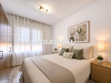 Piso con balcón en venta en Avenida Avenida Teodomiro
