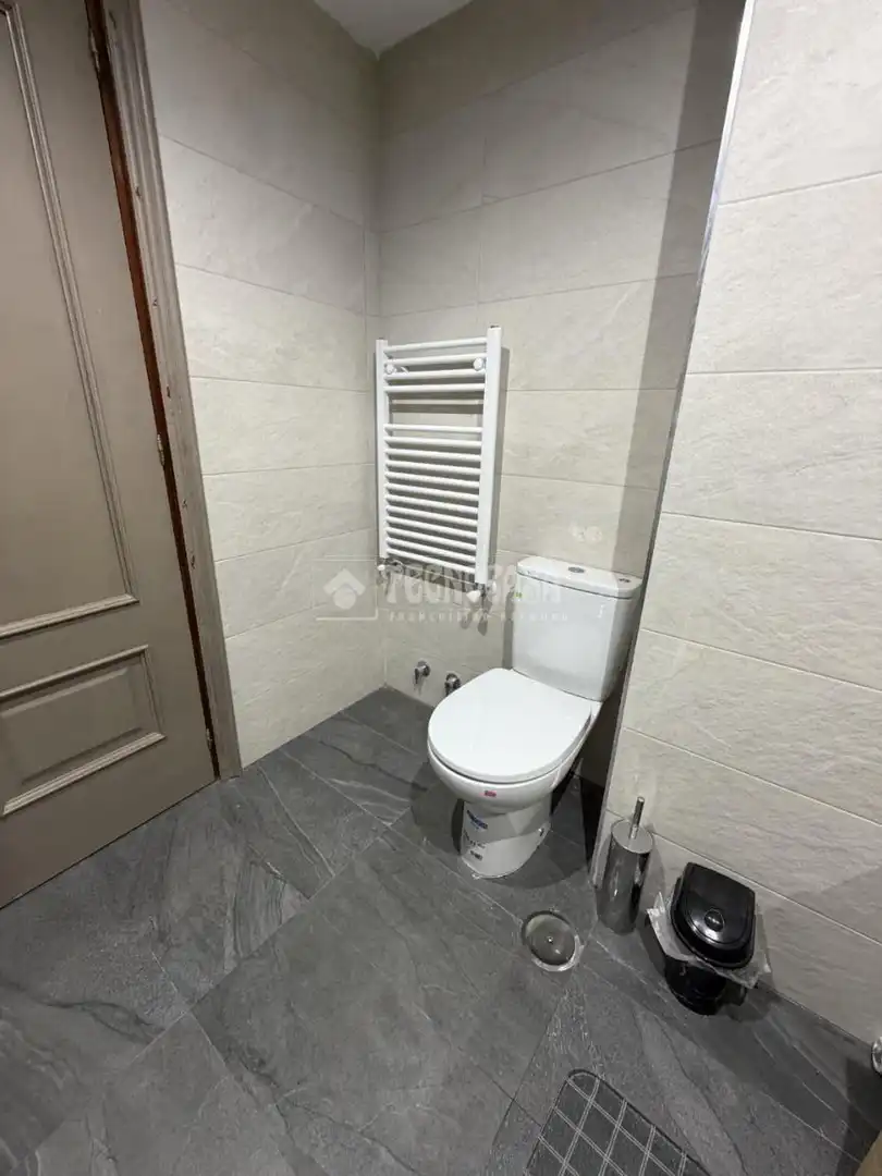 Badezimmer von Wohnung zum Verkauf in Fuenlabrada mit Heizung, Terrasse und Abstellraum