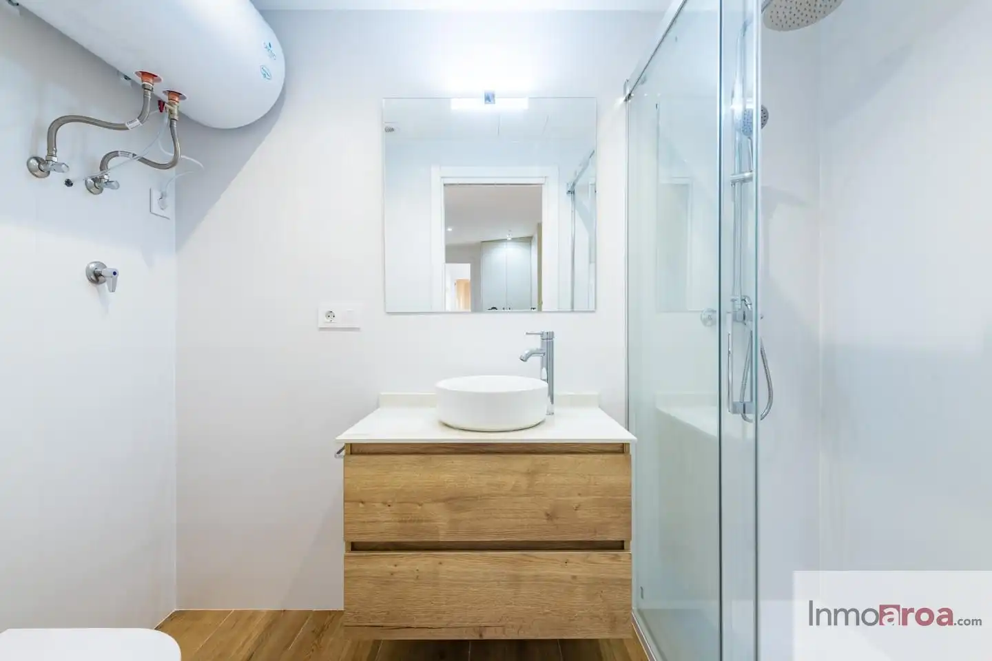 Badezimmer von Wohnung zur Miete in Castellón de la Plana / Castelló de la Plana mit Klimaanlage und Heizung