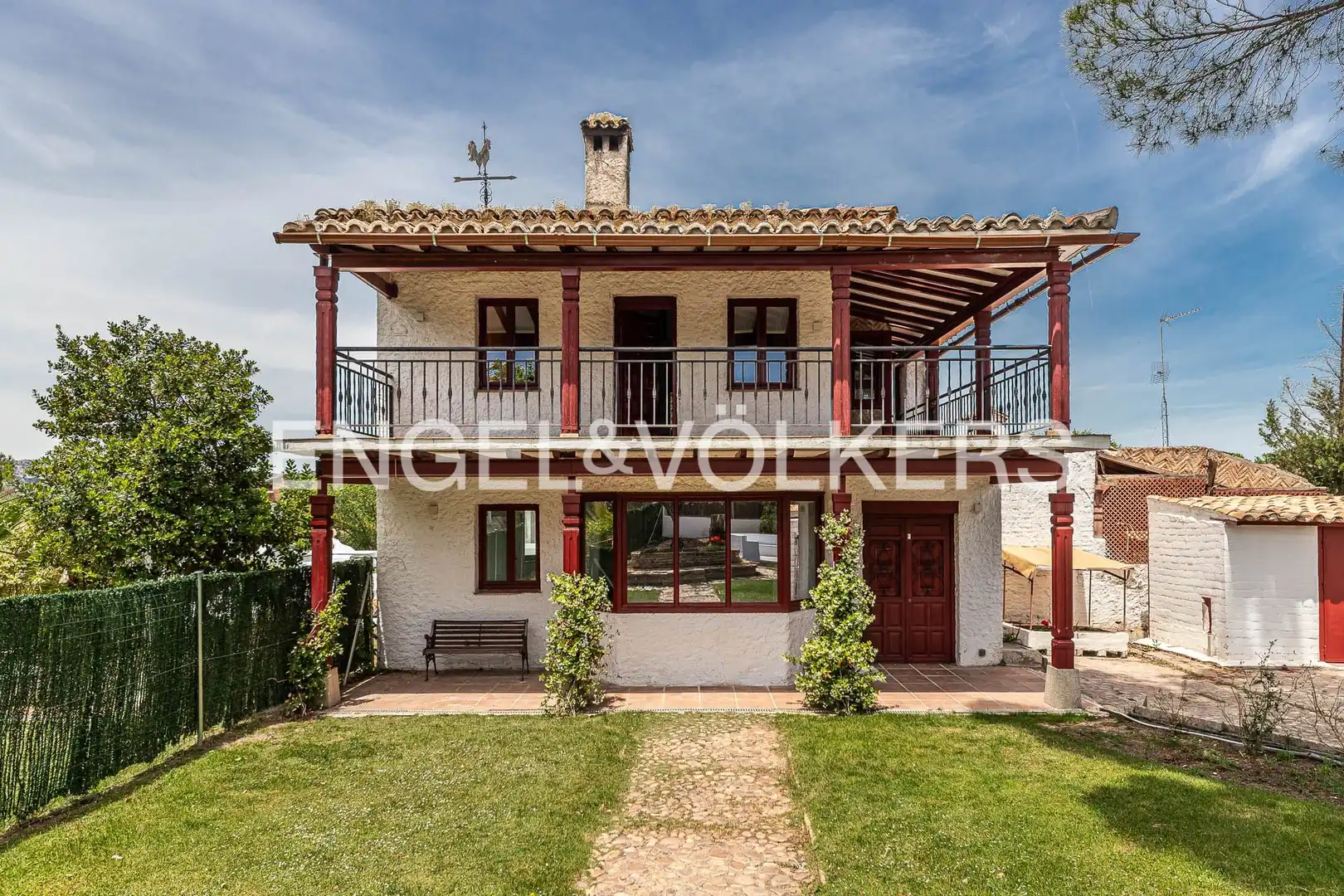 Vista exterior de Casa o chalet de alquiler en Las Rozas de Madrid con Calefacción, Jardín privado y Terraza