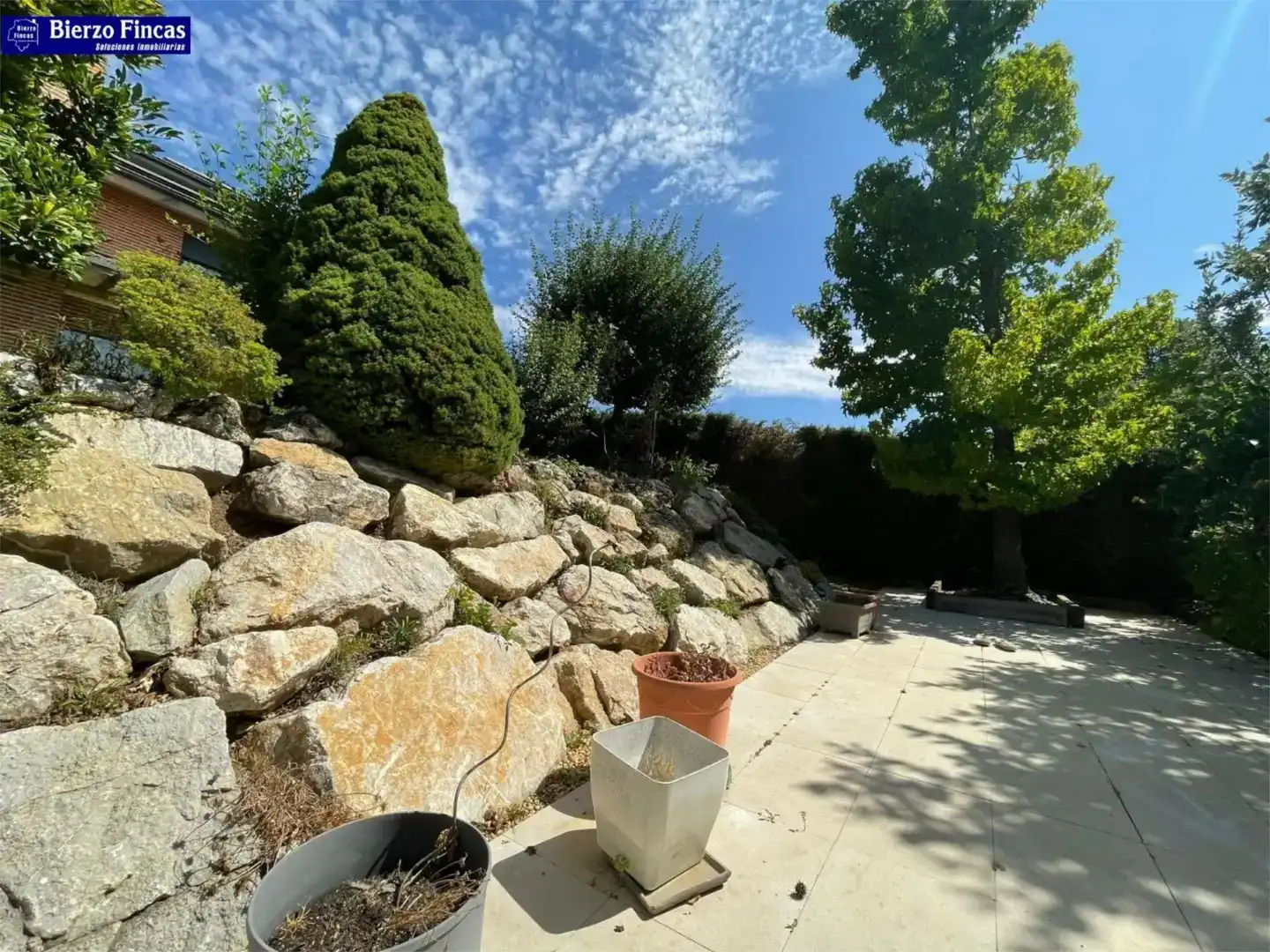 Terrassa de Pis en venda en Valverde de la Virgen amb Jardí privat, Parquet i Traster