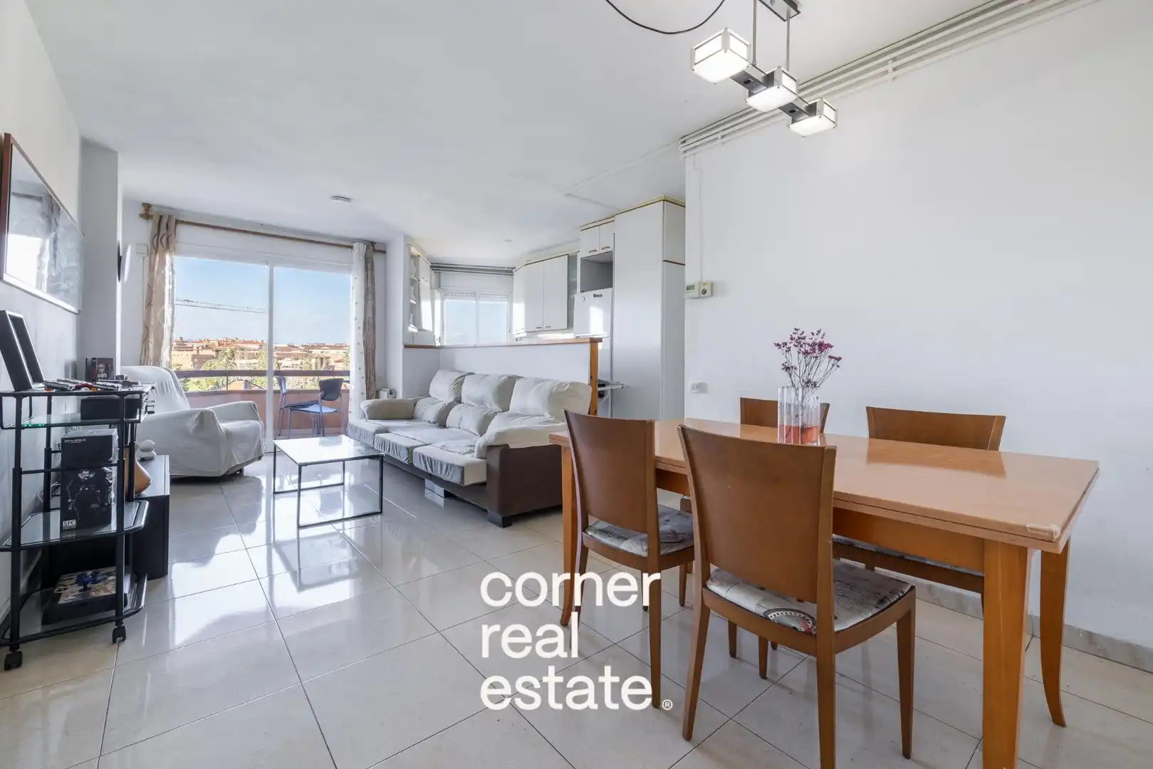 Exterior view of Flat for sale in Sant Cugat del Vallès  with Heating, Terrace and Balcony