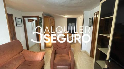 Foto 3 de Piso de alquiler en Azcoitia , Buena Vista, Madrid