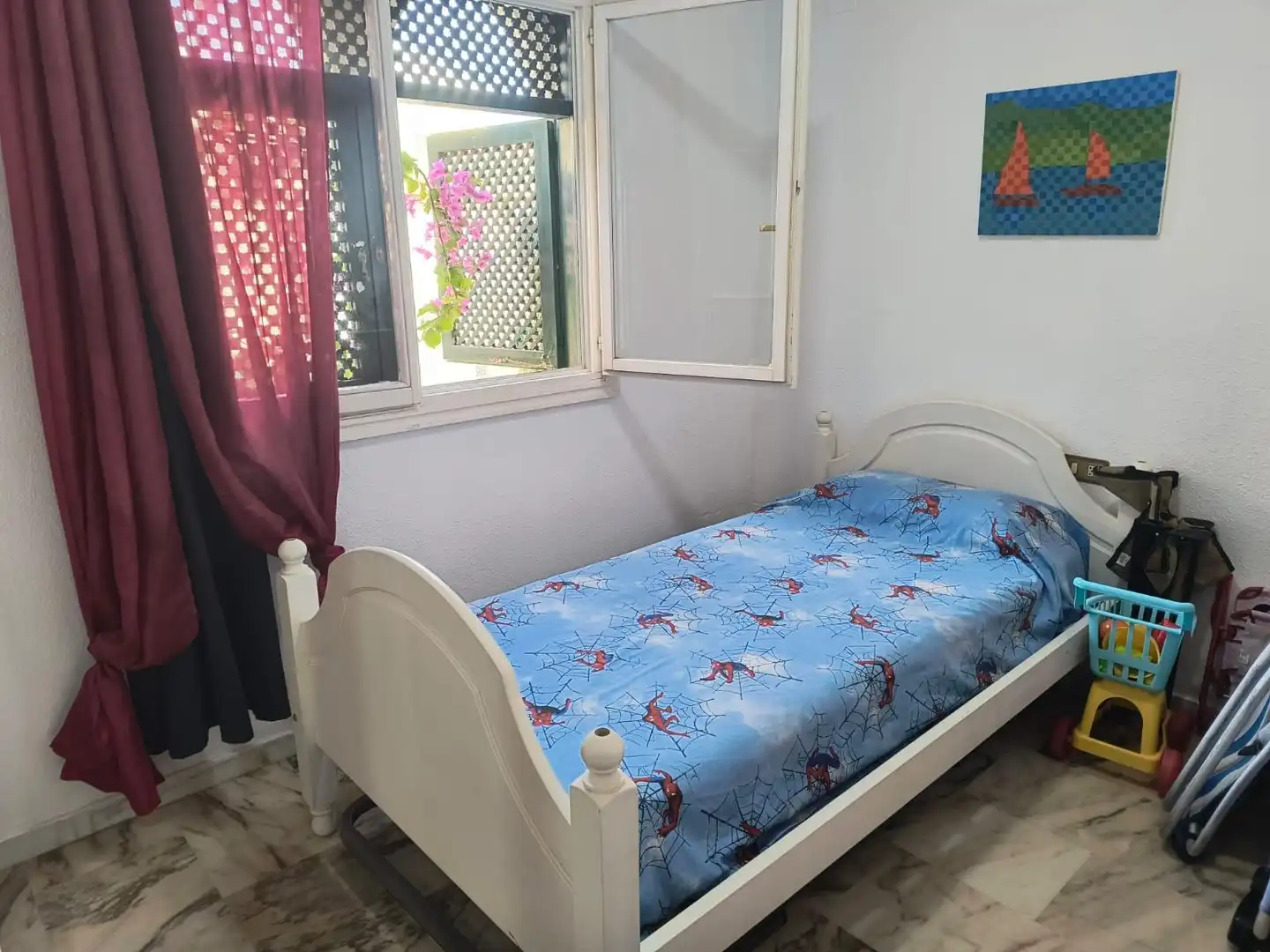 Habitación de Apartamento en venta en Santa Pola con Jardín privado, Terraza y Amueblado