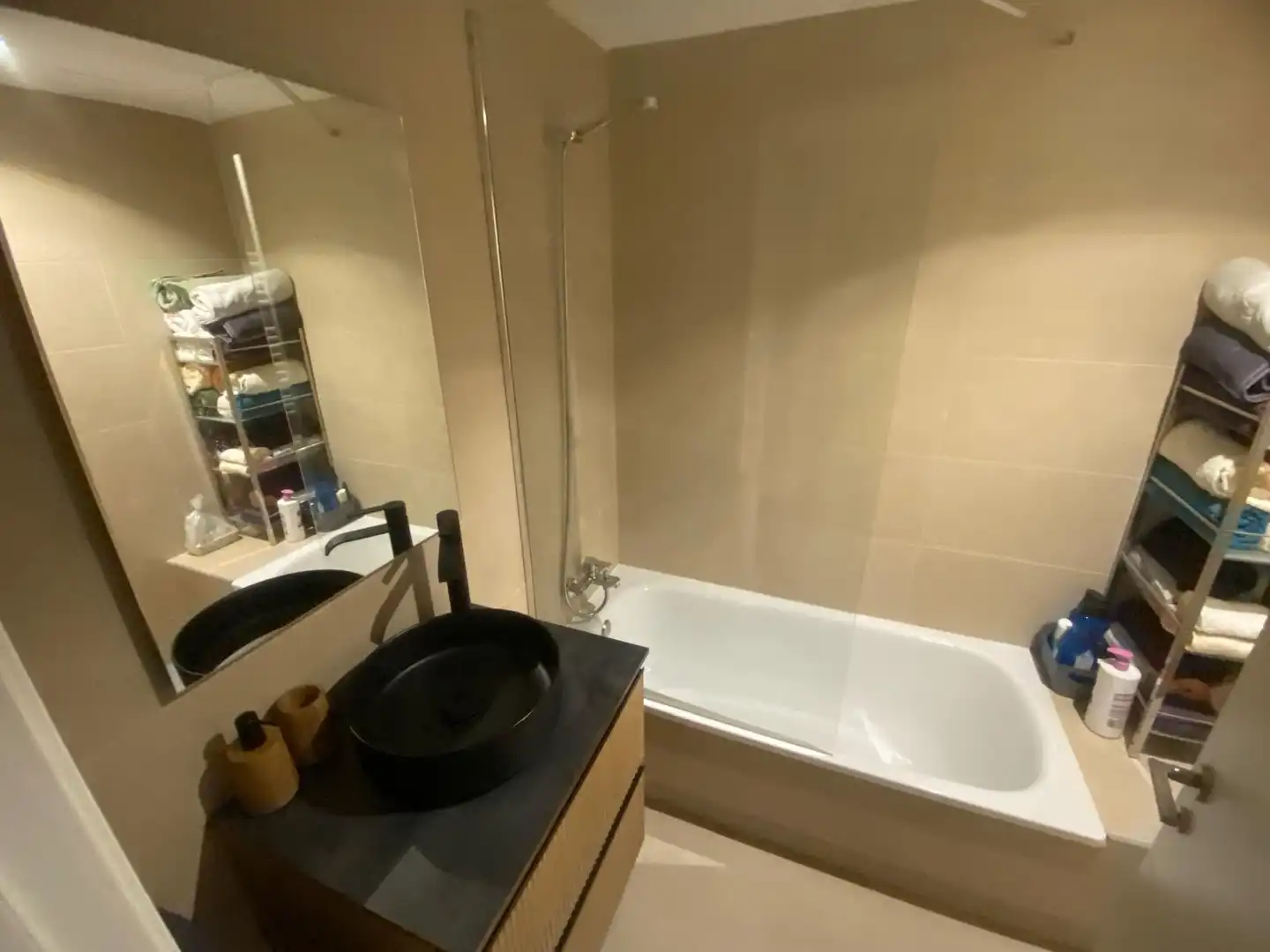 Bathroom of Flat for sale in Ciudad Real  with Air Conditioner, Heating and Storage room