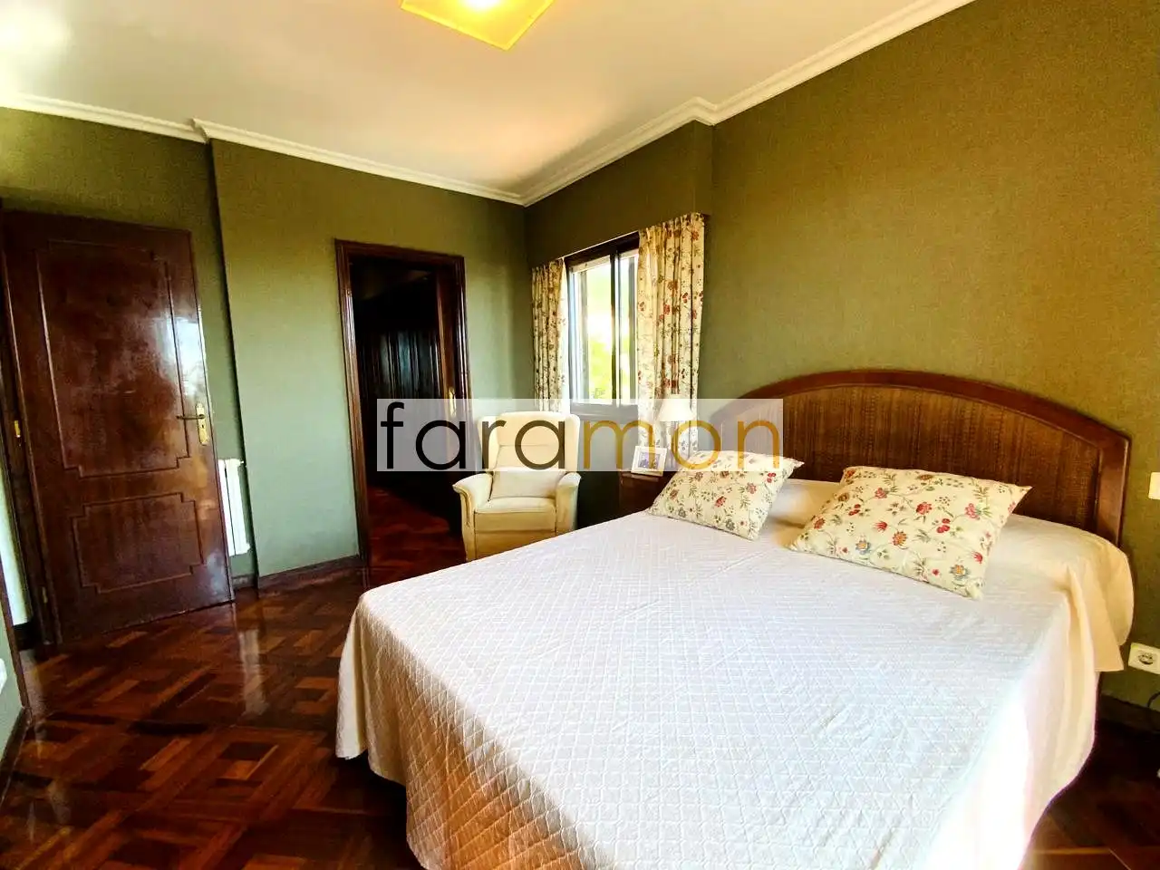 Bedroom of Houses for sale in Vigo   with Private garden, Parquet flooring and Terrace