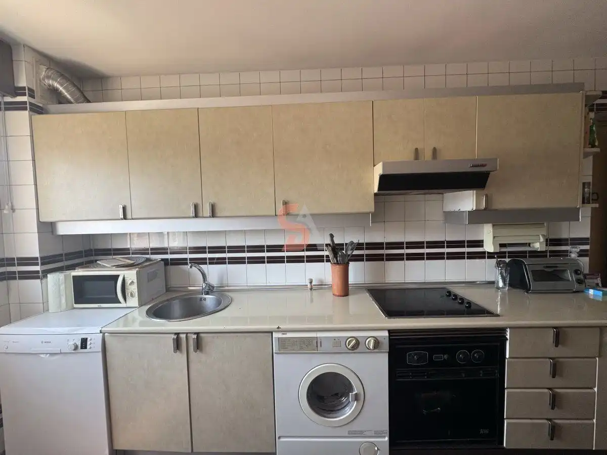 Cuina de Pis en venda en Valladolid amb Aire condicionat, Calefacció i Terrassa