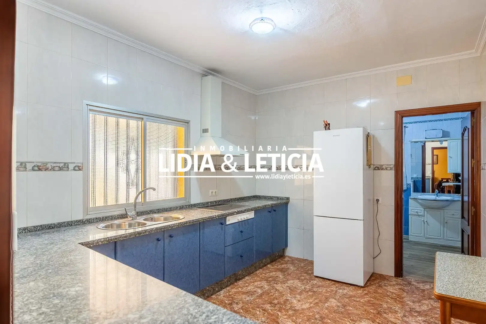 Cuina de Casa o xalet en venda en Alcalá de Guadaira amb Aire condicionat i Calefacció