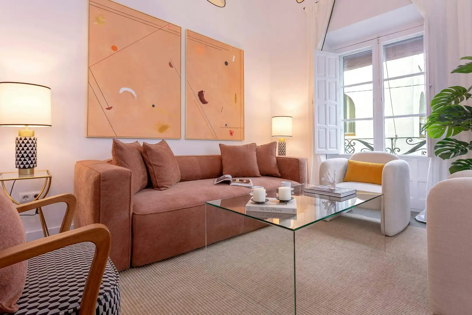 Sala d'estar de Pis de lloguer en Sevilla amb Aire condicionat, Calefacció i TV