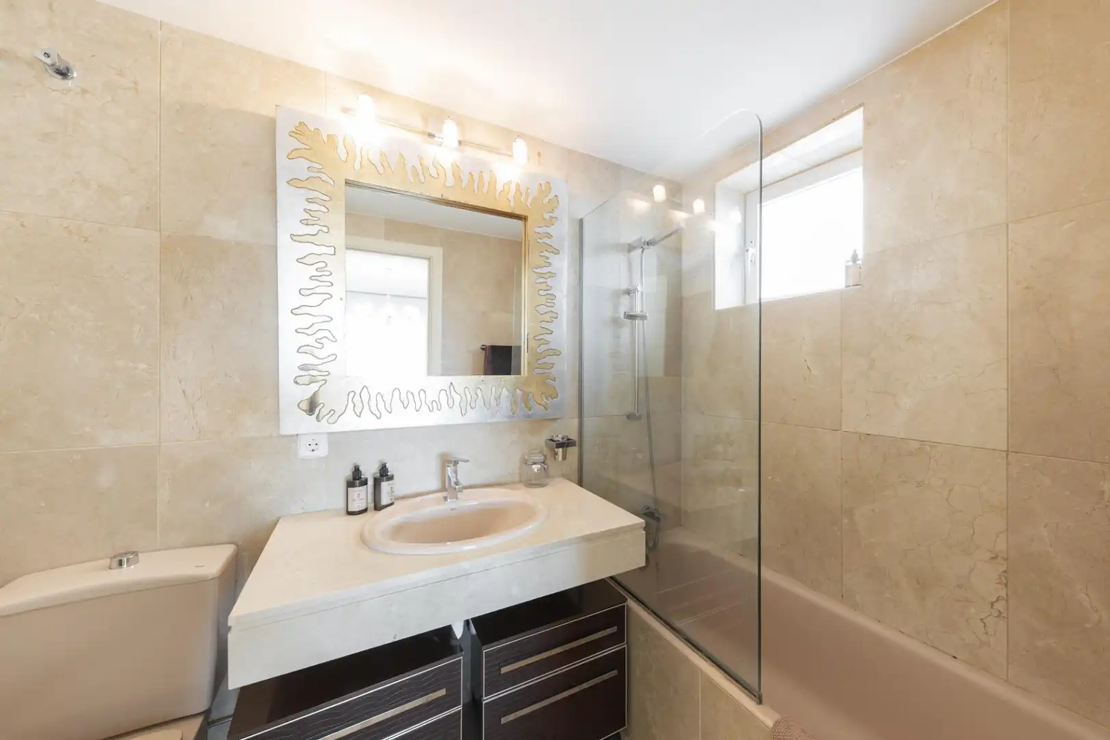 Badezimmer von Wohnung zur Miete in  Palma de Mallorca mit Klimaanlage, Heizung und Terrasse