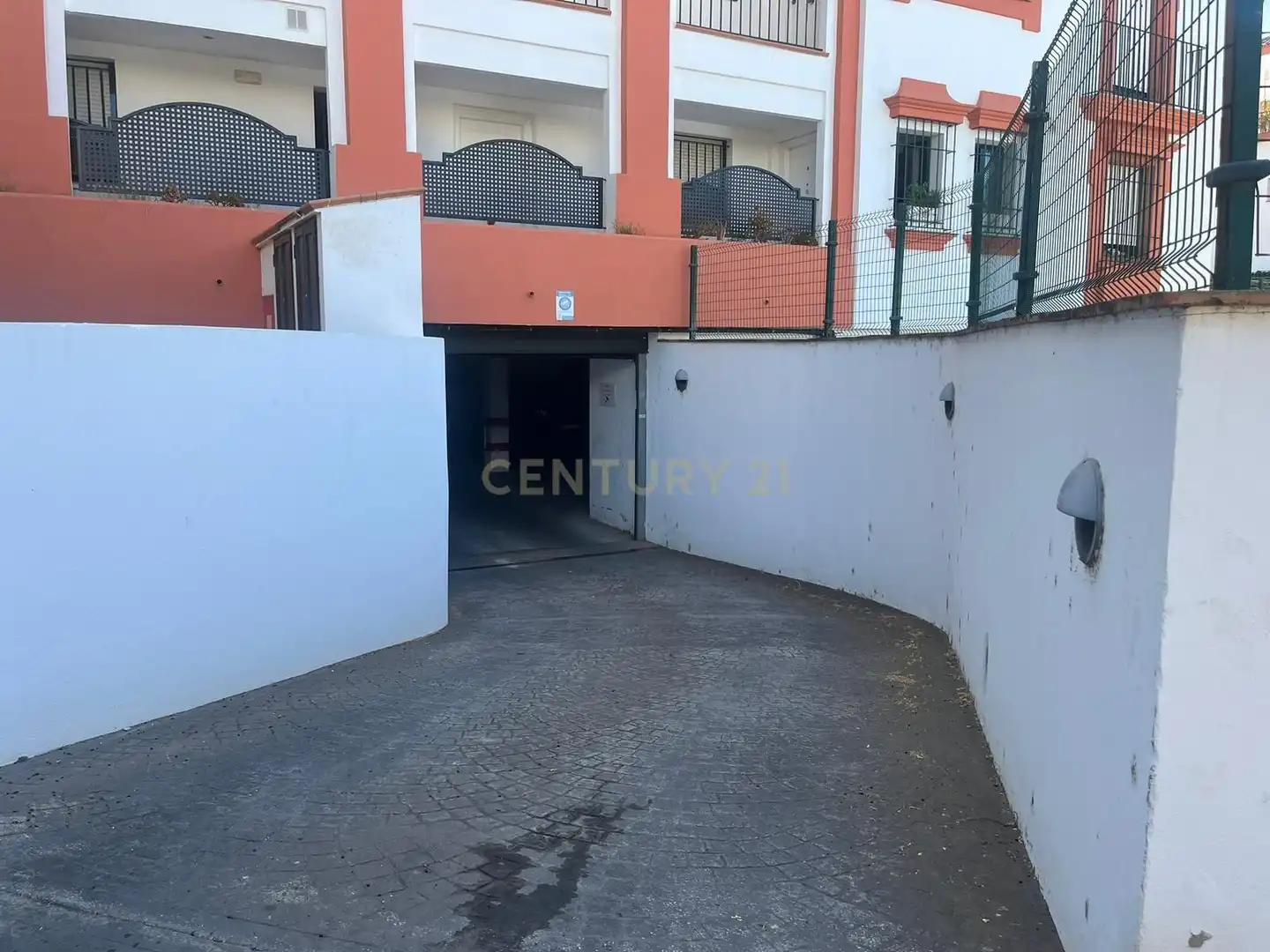 Parking de Apartamento en venta en Estepona