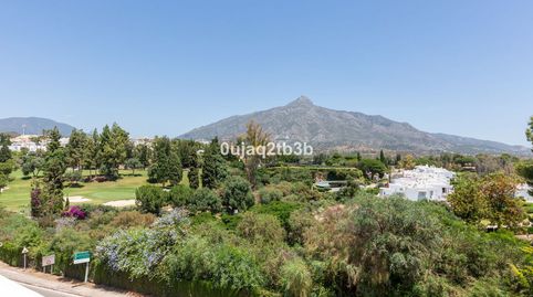 Foto 2 von Einfamilien-Reihenhaus zum Verkauf in Aloha, Marbella