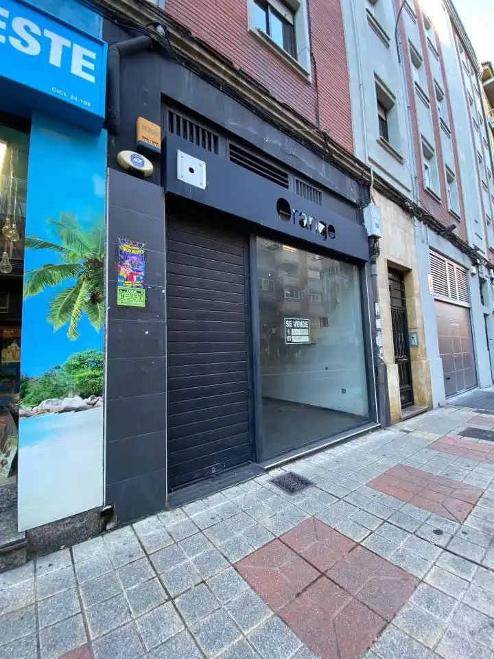Local comercial en venda a Calle Alcalde Miguel Castaño 11 24005 Leon, imagen 2