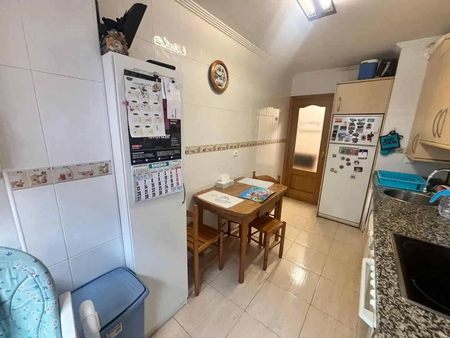 Cocina de Piso en venta en Oviedo  con Calefacción, Parquet y Trastero