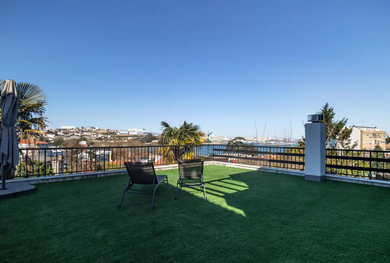 House with garden for sale in Avenida Ernesto Che Guevara 80, imagen 2