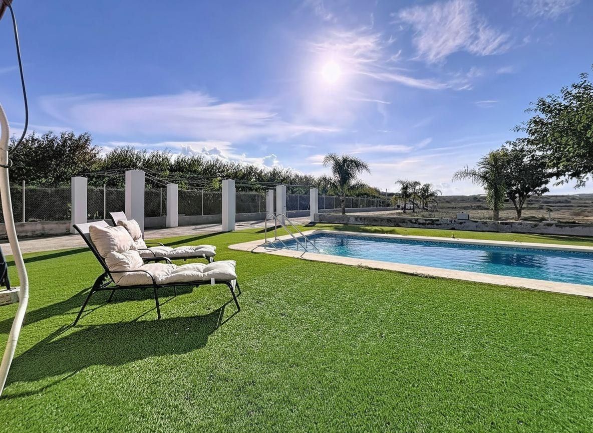 Piscina de Casa o xalet en venda en Montitxelvo / Montichelvo amb Jardí privat, Terrassa i Piscina