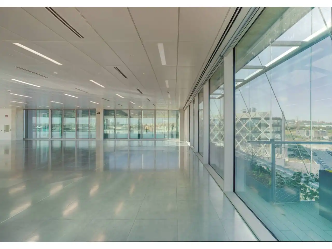 Büro zur Miete in Madrid mit Klimaanlage und Alarm