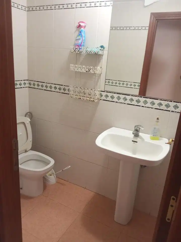 Bathroom of Flat for sale in Melilla