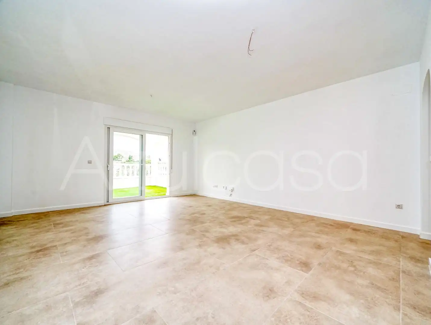 Living room of Detached homes for sale in El Campello  with Air Conditioner, Terrace and Alarm