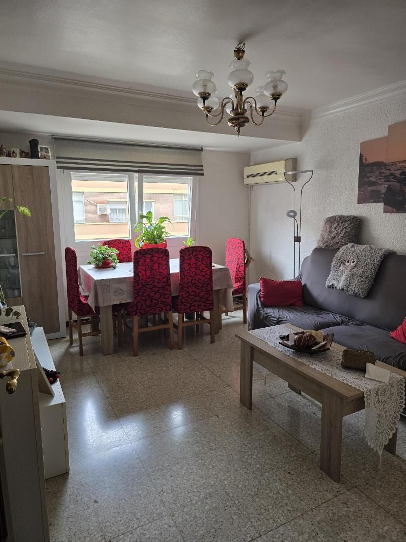 Dining room of Flat for sale in  Zaragoza Capital