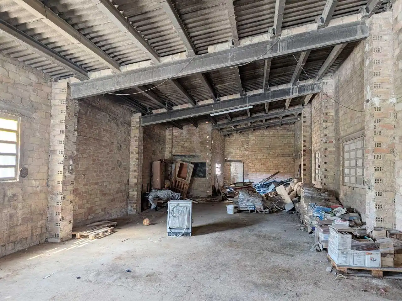 Nau industrial en venda en Ulldecona