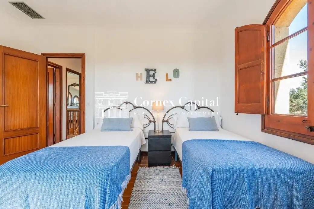 Habitación de Finca rústica de alquiler en Fontanilles con Aire acondicionado, Calefacción y Jardín privado