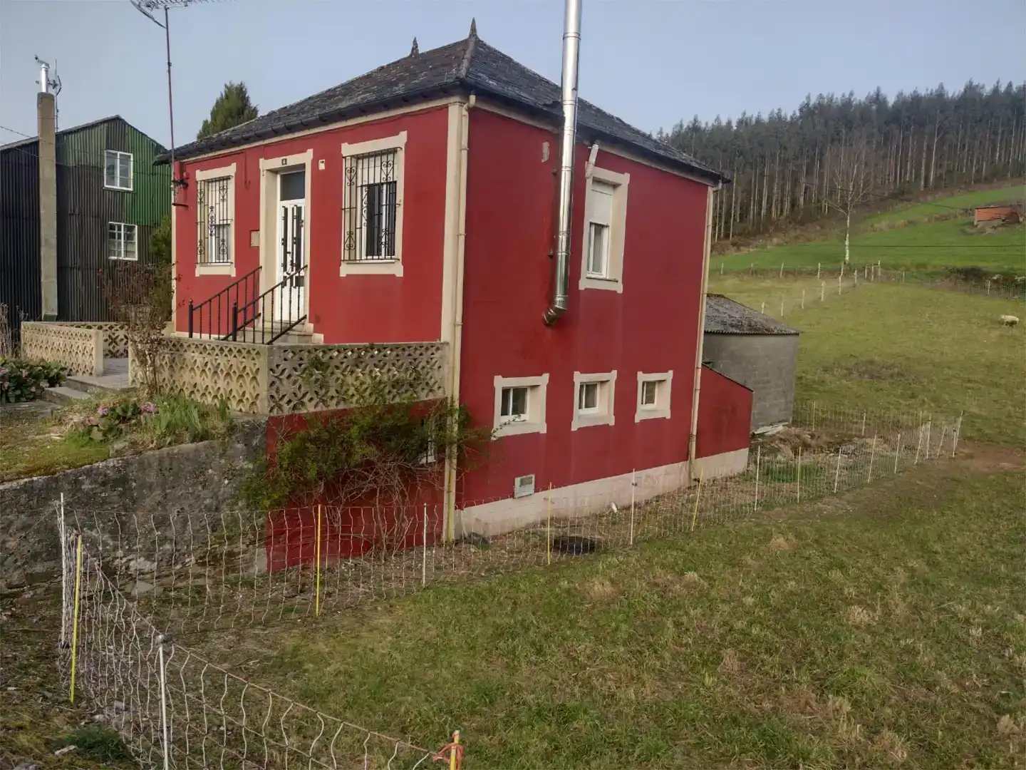 Vista exterior de Casa o xalet en venda en A Pastoriza 