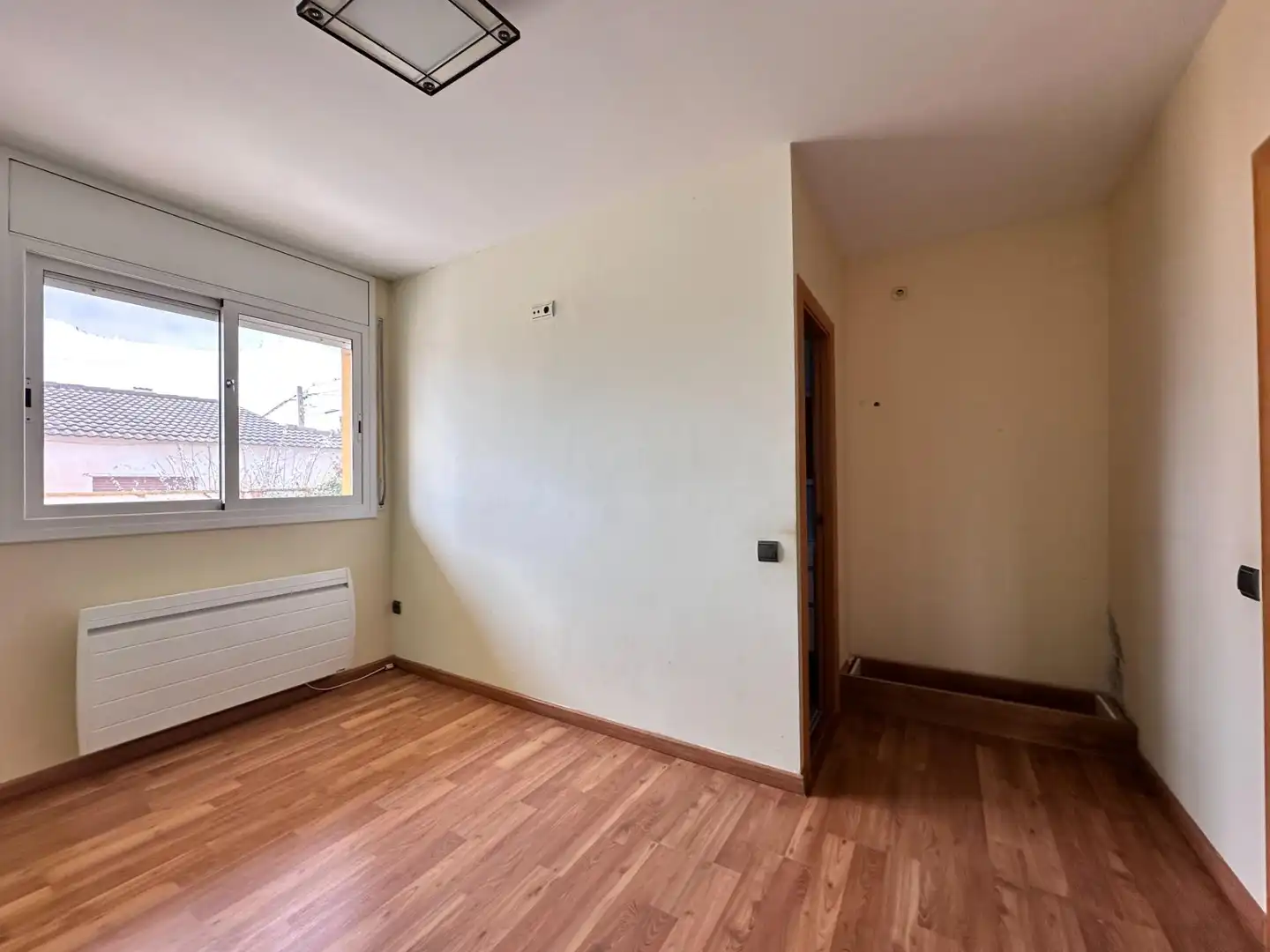Habitación de Casa o chalet en venta en La Bisbal del Penedès con Parquet