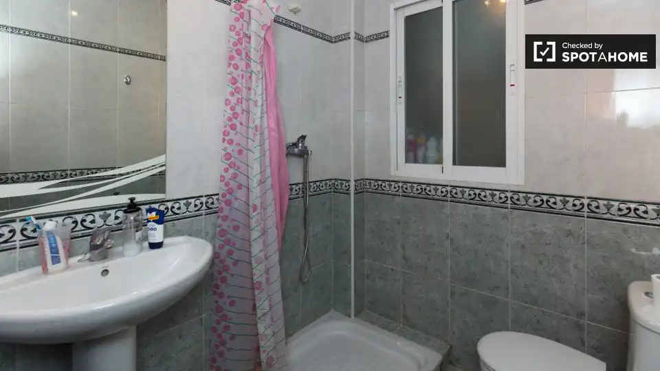 Room in Granada, Granada