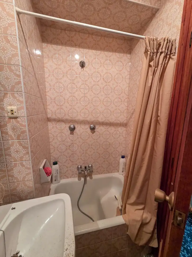 Bany de Casa o xalet en venda en Toràs