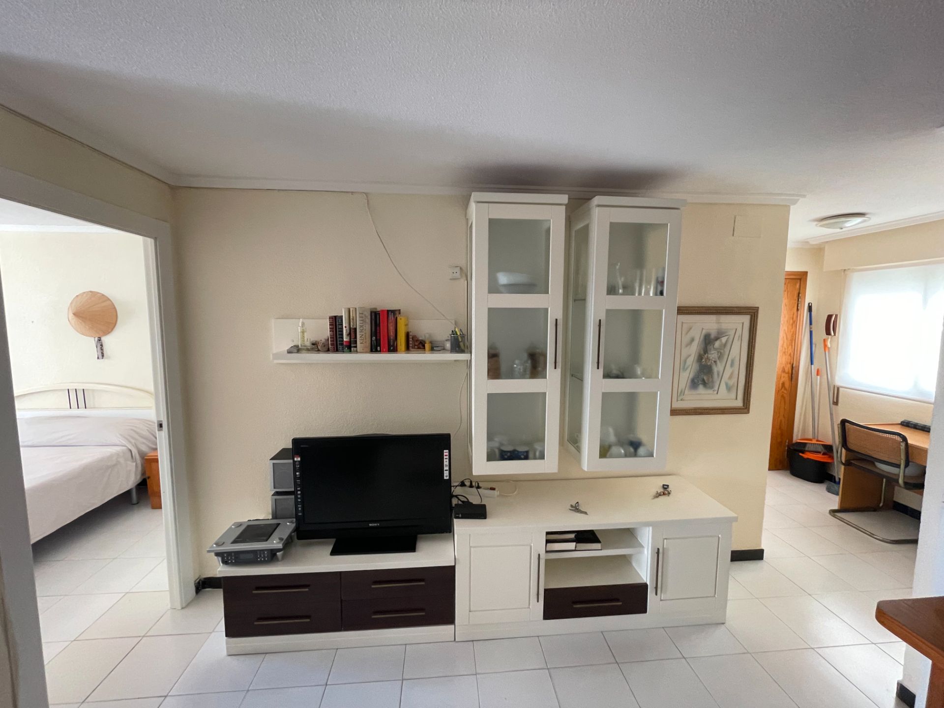 Sala d'estar de Pis en venda en Torrevieja amb Aire condicionat, Terrassa i Moblat