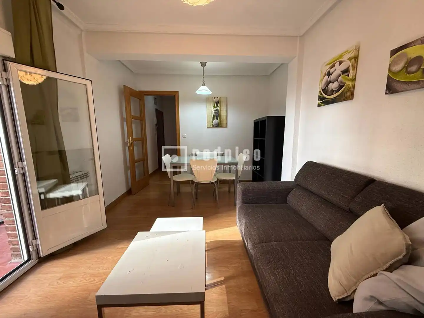 Flat with garden for sale in de Camarena, imagen 2