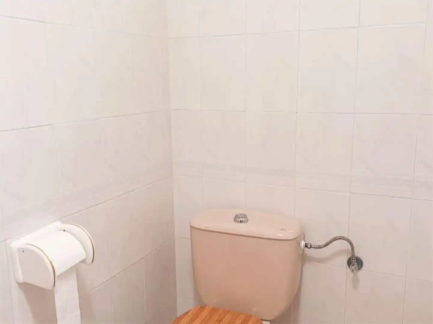 Badezimmer von Wohnungen zur Miete in Salobreña mit Schwimmbad und Balkon