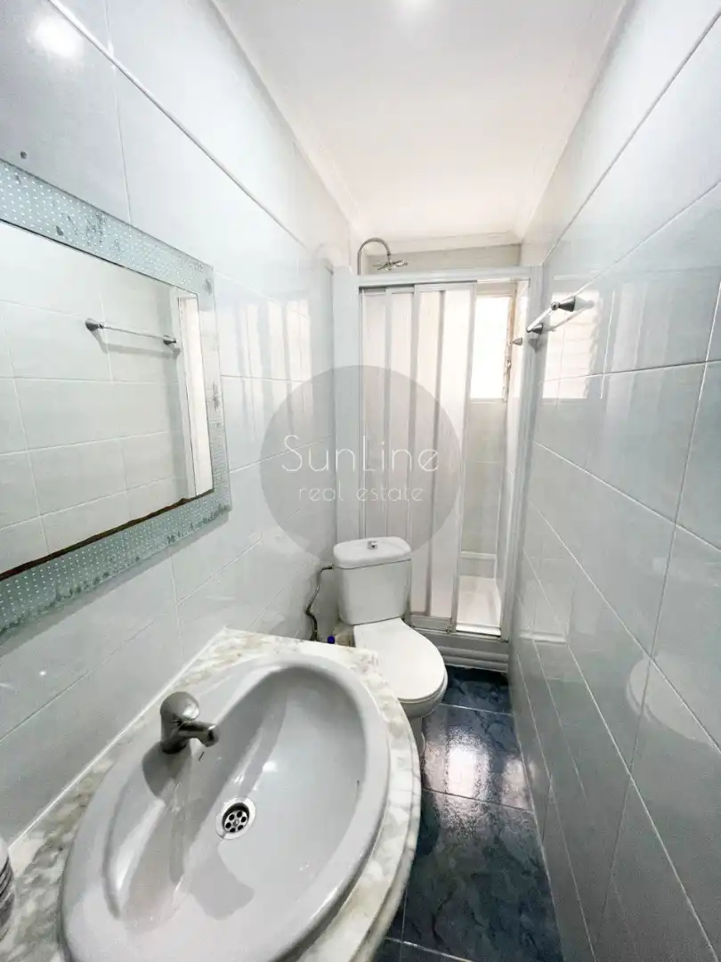 Baño de Piso en venta en Benetússer con Balcón