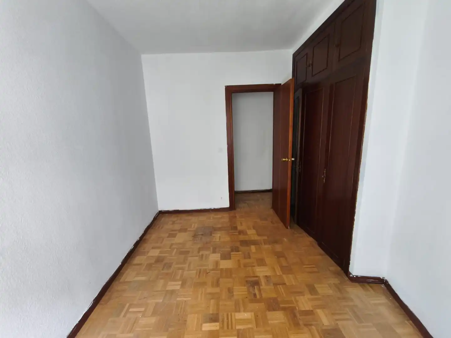 Schlafzimmer von Wohnung zum Verkauf in  Pamplona / Iruña