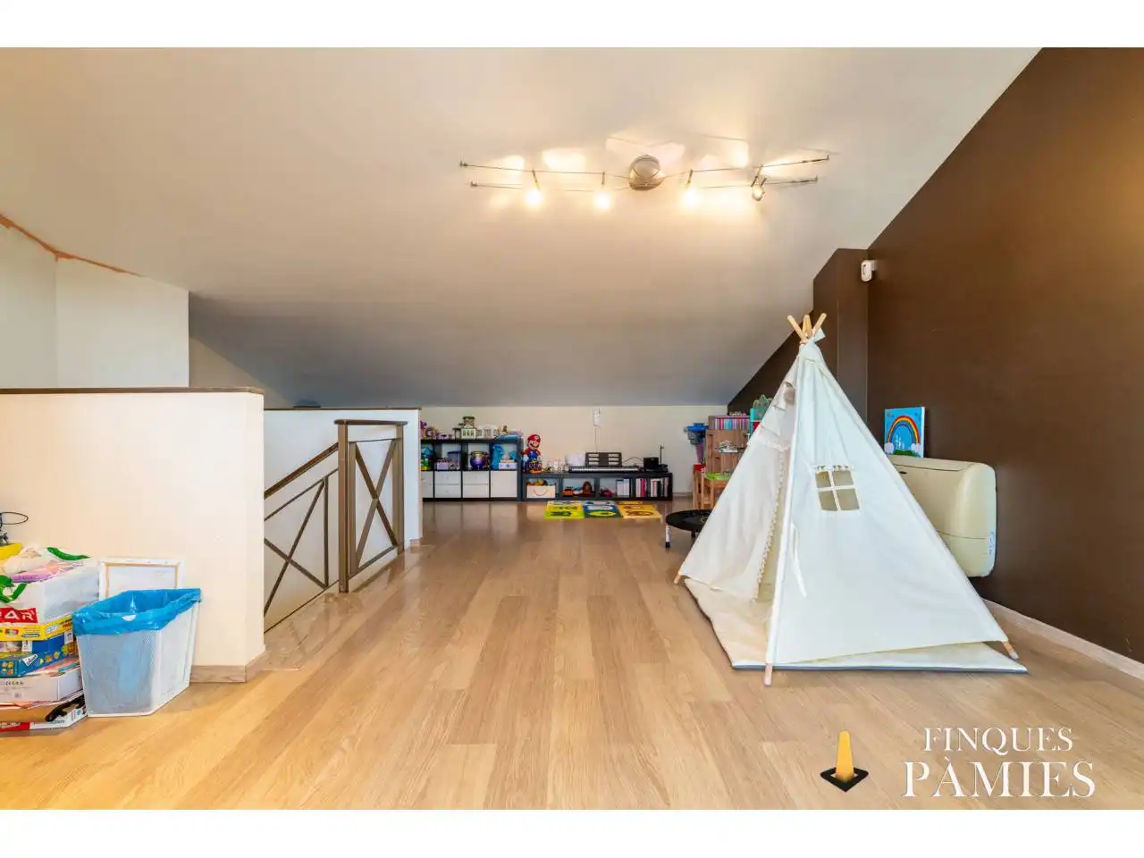 Casa adosada en venta en Riudoms con Aire acondicionado, Calefacción y Jardín privado