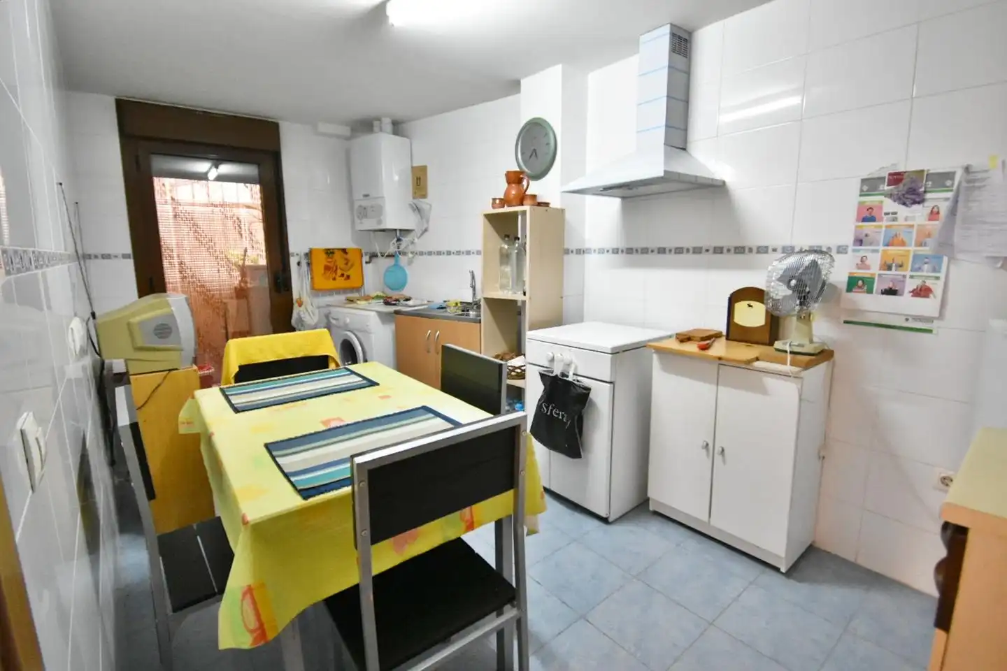 Cocina de Planta baja en venta en Olmedo con Calefacción y Trastero