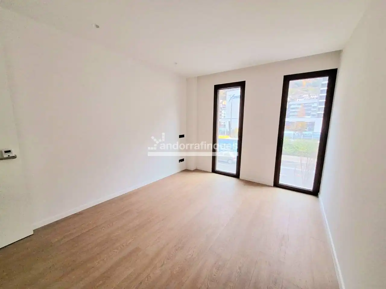Flat with garden to rent in Calle Avinguda tarragona, imagen 11